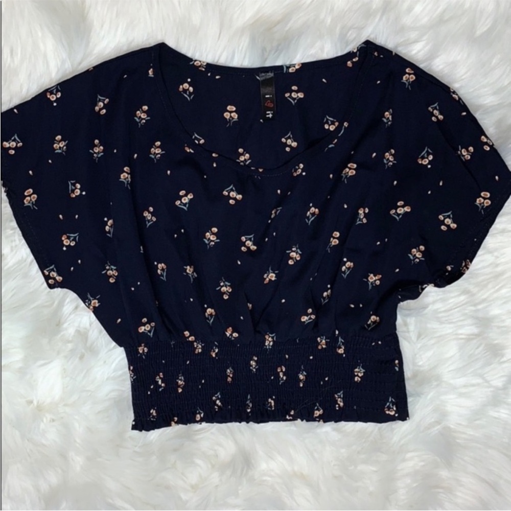 Blue floral crop top